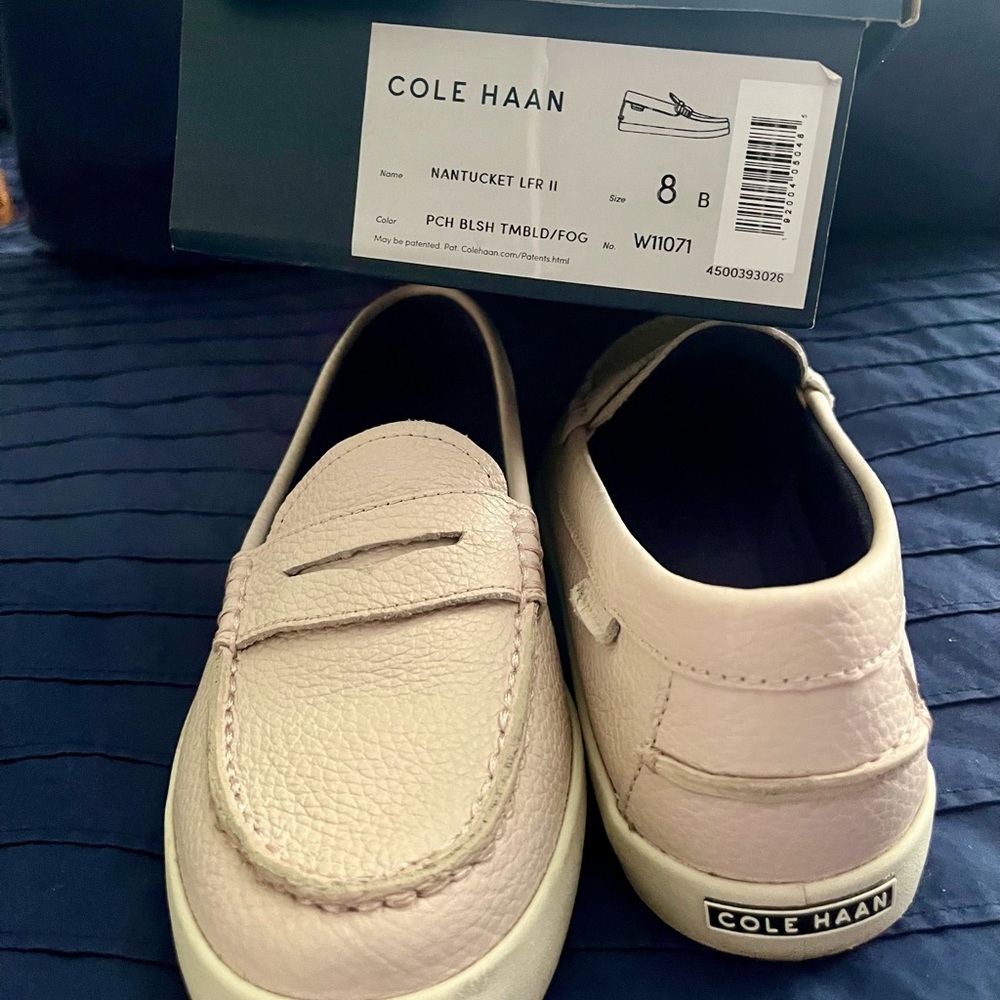 Cole Haan Nantucket Loafers - Size 8. Pale pink leather. W/box, only used once